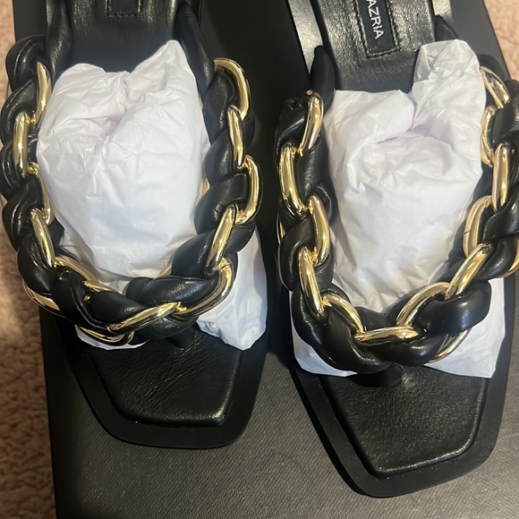 BCBGMAXAZRIA Mistia Chain Braided Sandal - Picture 12 of 13